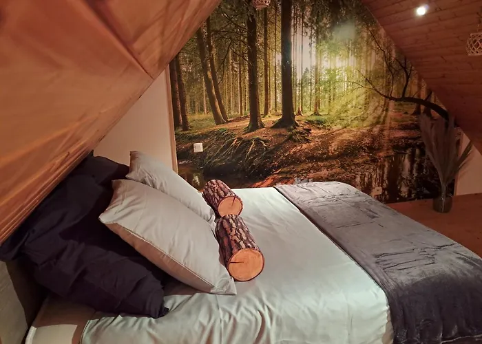 Feriehus La Chaumiere Avec Piscine Privee, A 5 Minutes Du Mont St-michel