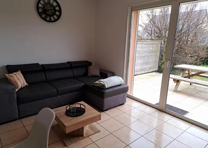 Feriehus La Chaumiere Avec Piscine Privee, A 5 Minutes Du Mont St-michel *