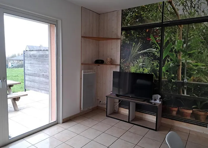 Feriehus La Chaumiere Avec Piscine Privee, A 5 Minutes Du Mont St-michel *